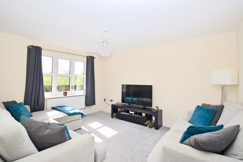 Sitting Room- click for photo gallery